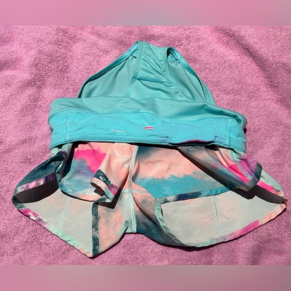 Ivivva: Girls Shorts- Size 12 - Picture 7 of 9